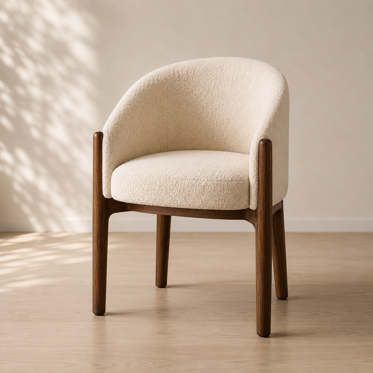 LUNARA NOIRÉ Accent Chair